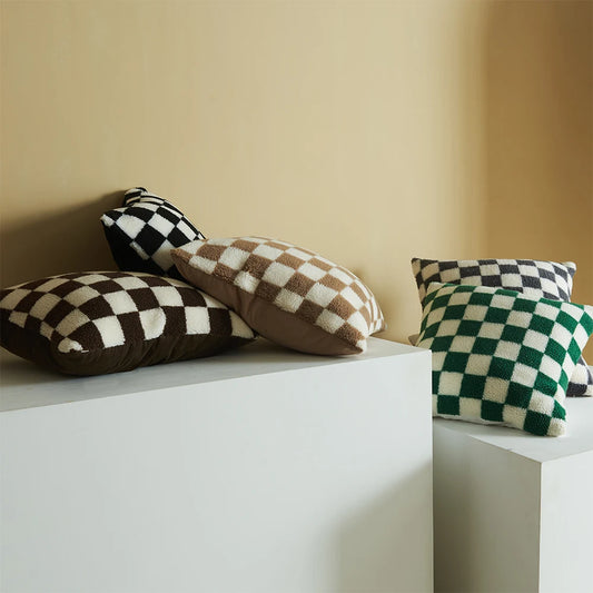 Coussin Déco Motif Damier – Style Moderne